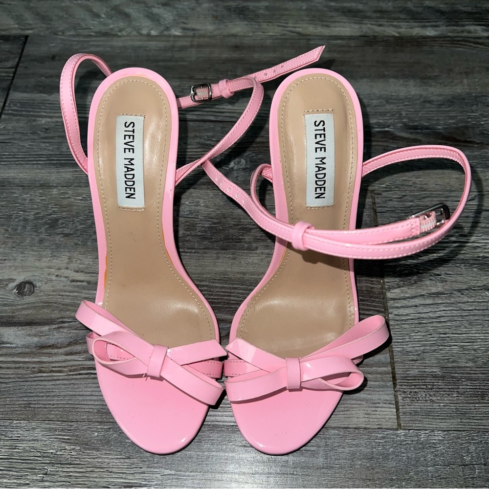 Steve Madden Bradshaw Pink Patent heel